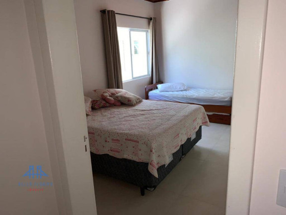 Imagem Edifício Residencial com 8 Quartos à Venda, 300 m² em Canasvieiras - Florianópolis Imagem Edifício Residencial com 8 Quartos à Venda, 300 m² em Canasvieiras - Florianópolis
