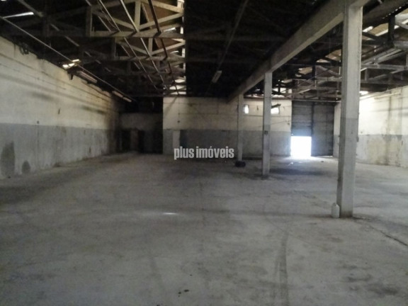 Imóvel Comercial à Venda ou Locação, 975 m² em Socorro - São Paulo