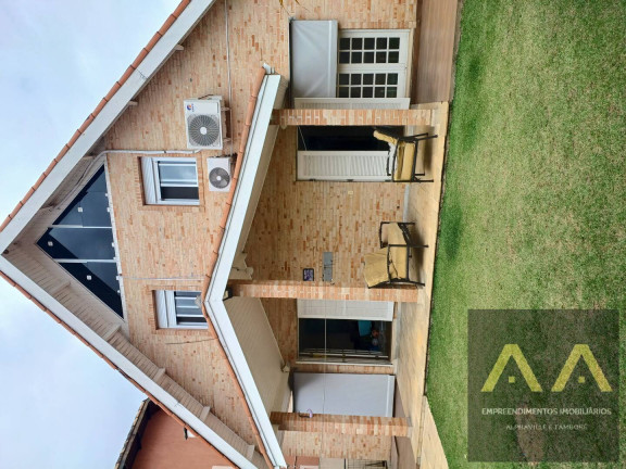 Imagem Casa com 3 Quartos à Venda, 274 m² em Alphaville - Santana De Parnaíba Imagem Casa com 3 Quartos à Venda, 274 m² em Alphaville - Santana De Parnaíba
