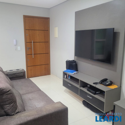 Imagem Apartamento com 2 Quartos à Venda, 42 m² em Vila Scarpelli - Santo André