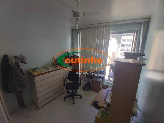 Imagem Apartamento com 4 Quartos à Venda, 132 m² em Tijuca - Rio De Janeiro Imagem Apartamento com 4 Quartos à Venda, 132 m² em Tijuca - Rio De Janeiro