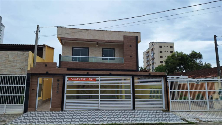 Casa com 2 Quartos à Venda, 68 m² em Maracana - Praia Grande