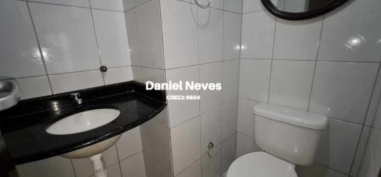 Imagem Casa de Condomínio com 5 Quartos à Venda, 193 m² em Buraquinho - Lauro De Freitas