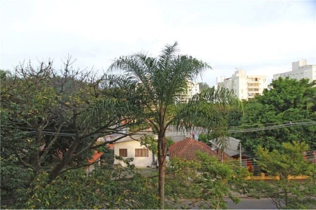 Imagem Imóvel com 3 Quartos à Venda,  em Tristeza - Porto Alegre