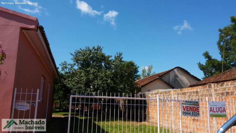 Imagem Casa com 2 Quartos à Venda,  em Centro - Tupanciretã