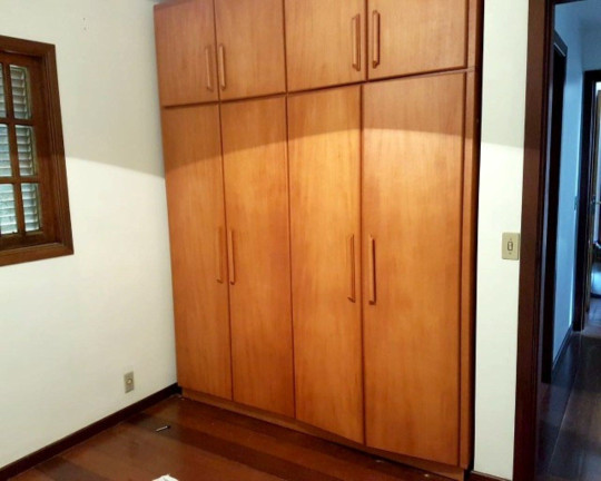 Imagem Casa com 4 Quartos à Venda, 305 m² em Vale Do Paraíso - Teresópolis