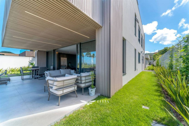 Imagem Casa com 5 Quartos à Venda, 458 m² em Praia Do Estaleiro - Balneário Camboriú