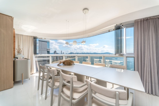 Imagem Apartamento com 4 Quartos à Venda, 237 m² em Centro - Balneário Camboriú