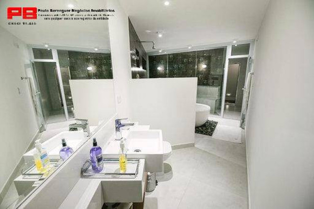 Imagem Sobrado com 4 Quartos à Venda, 300 m² em Vila Olímpia - São Paulo Imagem Sobrado com 4 Quartos à Venda, 300 m² em Vila Olímpia - São Paulo