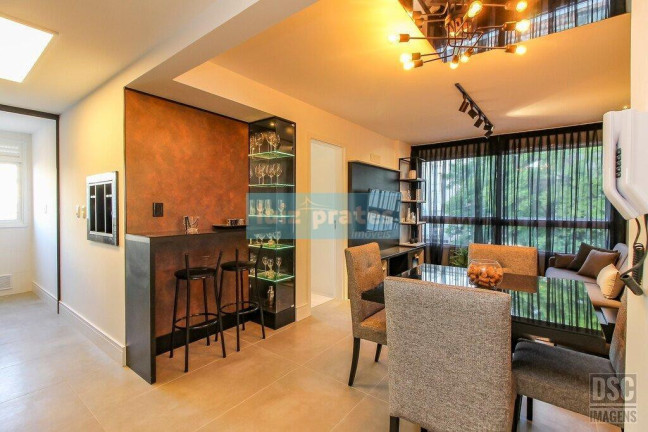 Imagem Apartamento com 2 Quartos à Venda, 74 m² em Passo Da Areia - Porto Alegre