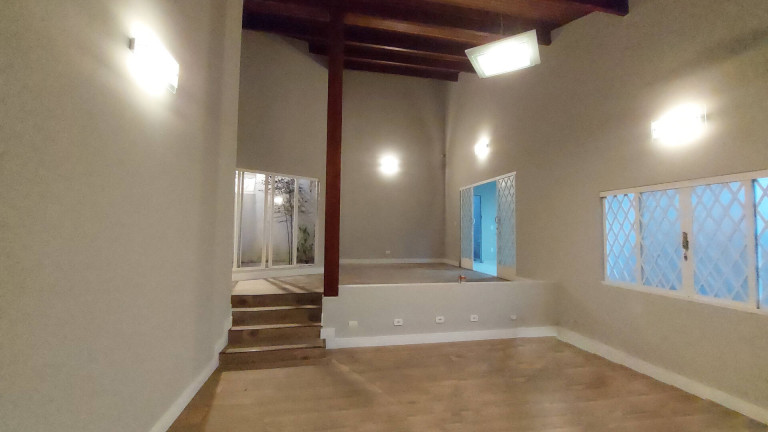 Imagem Casa com 4 Quartos à Venda, 320 m² em Jardim Do Lago - Atibaia