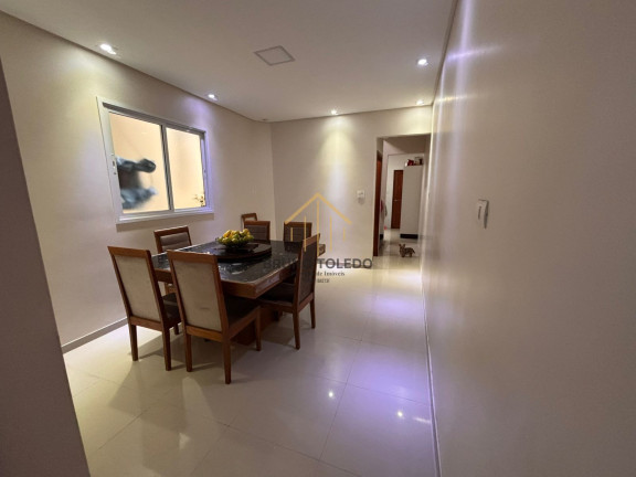Imagem Sobrado com 3 Quartos à Venda, 129 m² em Tupi - Praia Grande Imagem Sobrado com 3 Quartos à Venda, 129 m² em Tupi - Praia Grande
