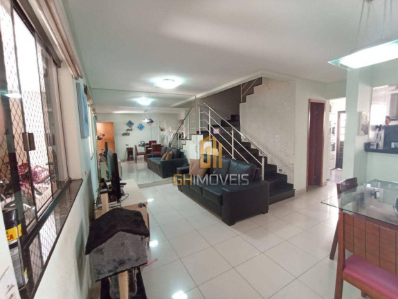 Imagem Sobrado com 3 Quartos à Venda, 180 m² em Parque Amazônia - Goiânia