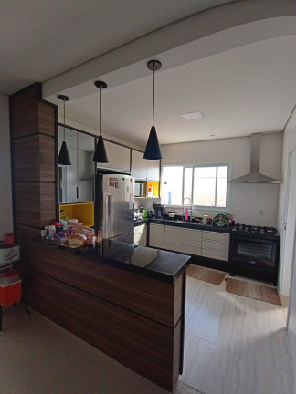 Imagem Casa com 3 Quartos à Venda, 165 m² em Wanel Ville - Sorocaba Imagem Casa com 3 Quartos à Venda, 165 m² em Wanel Ville - Sorocaba