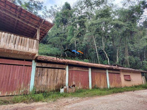 Imagem Chácara com 3 Quartos à Venda, 400 m² em Pedra Grande - Taubaté Imagem Chácara com 3 Quartos à Venda, 400 m² em Pedra Grande - Taubaté