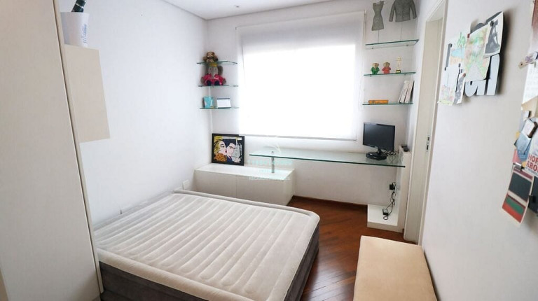 Imagem Apartamento com 3 Quartos à Venda, 165 m² em Itaim Bibi - São Paulo