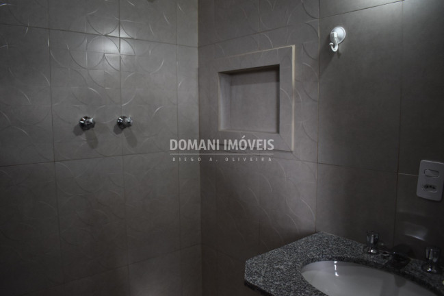 Imagem Casa com 4 Quartos à Venda, 190 m² em Região Do Alto Do Capivari - Campos Do Jordão