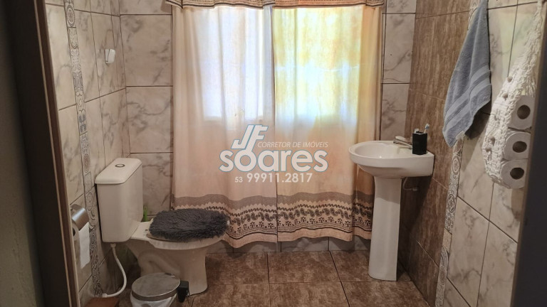 Imagem Casa com 2 Quartos à Venda, 149 m² em Laranjal - Pelotas