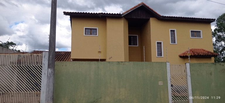 Imagem Casa com 3 Quartos à Venda, 175 m² em Centro - Jacareí Imagem Casa com 3 Quartos à Venda, 175 m² em Centro - Jacareí