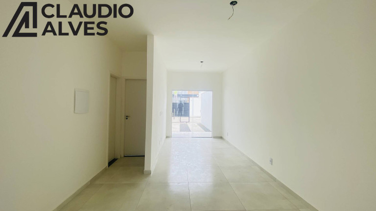 Imagem Casa com 2 Quartos à Venda, 64 m² em Conceição - Feira De Santana