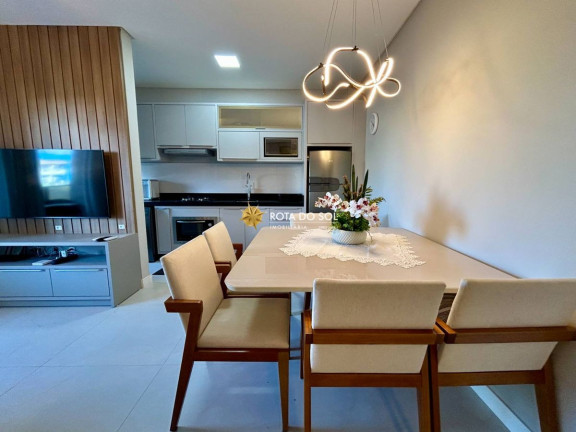 Imagem Apartamento com 2 Quartos à Venda, 75 m² em Centro - Bombinhas