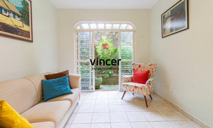 Imagem Casa com 3 Quartos à Venda, 218 m² em Jardim América - Goiânia Imagem Casa com 3 Quartos à Venda, 218 m² em Jardim América - Goiânia