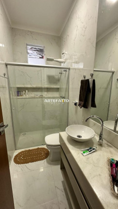 Imagem Apartamento com 2 Quartos à Venda, 85 m²
