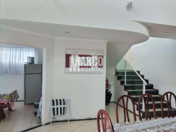 Imagem Casa com 4 Quartos à Venda, 100 m² em Costeira - Balneário Barra Do Sul Imagem Casa com 4 Quartos à Venda, 100 m² em Costeira - Balneário Barra Do Sul