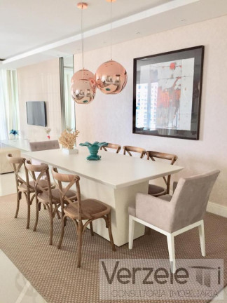 Imagem Apartamento com 3 Quartos à Venda, 130 m² em Centro - Balneário Camboriú Imagem Apartamento com 3 Quartos à Venda, 130 m² em Centro - Balneário Camboriú