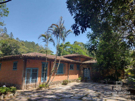Imagem Casa com 4 Quartos à Venda, 370 m² em Albuquerque - Teresópolis