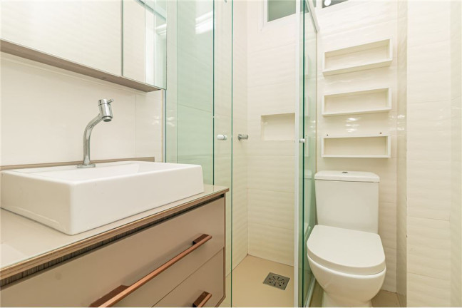 Imagem Apartamento com 2 Quartos à Venda, 48 m² em Medianeira - Porto Alegre Imagem Apartamento com 2 Quartos à Venda, 48 m² em Medianeira - Porto Alegre