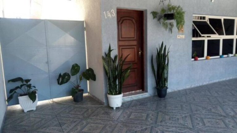 Casa com 3 Quartos à Venda, 190 m² em Jardim Ana Emilia - Taubaté