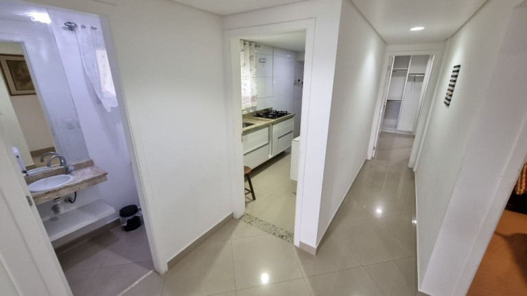 Imagem Apartamento com 3 Quartos à Venda, 135 m² em Pitangueiras - Guarujá