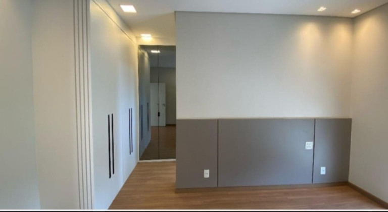 Imagem Sobrado com 4 Quartos à Venda, 435 m² em Jardim Do Golfe - São José Dos Campos