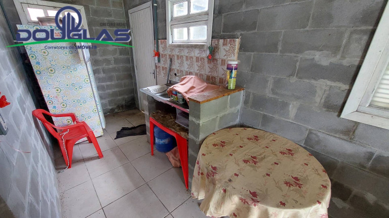 Imagem Casa com 1 Quarto à Venda, 300 m² em Viamão Imagem Casa com 1 Quarto à Venda, 300 m² em Viamão