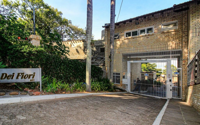 Imagem Casa de Condomínio com 3 Quartos à Venda, 219 m² em Tristeza - Porto Alegre
