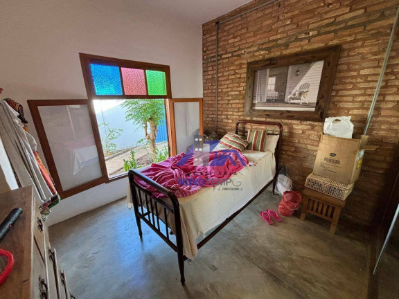 Imagem Casa com 3 Quartos à Venda, 150 m² em Jardim Copacabana - Guararapes
