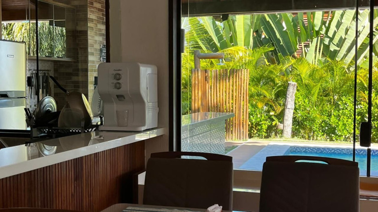 Imagem Casa com 4 Quartos à Venda, 350 m² em Galeria Alga Marinha - Mata De São João Imagem Casa com 4 Quartos à Venda, 350 m² em Galeria Alga Marinha - Mata De São João