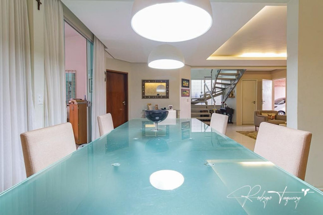 Imagem Sobrado com 4 Quartos à Venda, 421 m² em Jardim América - Goiânia