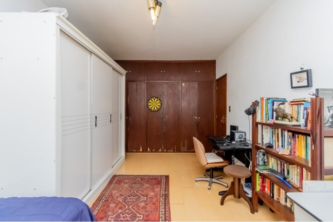 Imagem Casa com 6 Quartos à Venda, 239 m² em Aclimação - São Paulo Imagem Casa com 6 Quartos à Venda, 239 m² em Aclimação - São Paulo