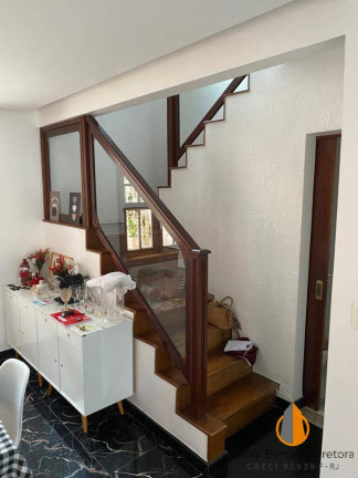 Imagem Casa com 3 Quartos à Venda, 193 m² em Vila Três - São Gonçalo Imagem Casa com 3 Quartos à Venda, 193 m² em Vila Três - São Gonçalo