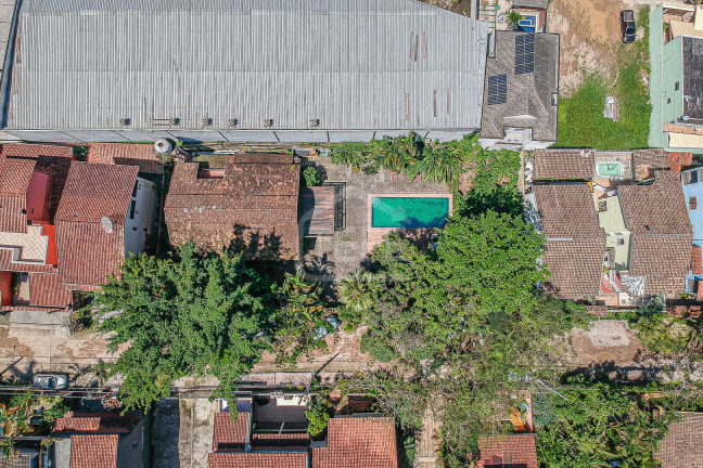 Imagem Casa com 3 Quartos à Venda, 400 m² em Vargem Pequena - Rio De Janeiro Imagem Casa com 3 Quartos à Venda, 400 m² em Vargem Pequena - Rio De Janeiro