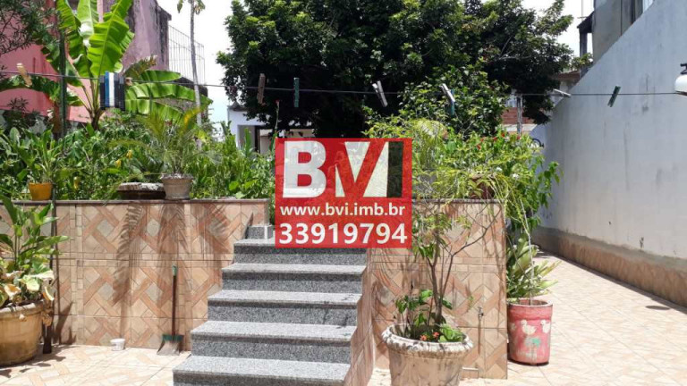 Imagem Casa com 5 Quartos à Venda, 210 m² em Vila Kosmos - Rio De Janeiro Imagem Casa com 5 Quartos à Venda, 210 m² em Vila Kosmos - Rio De Janeiro