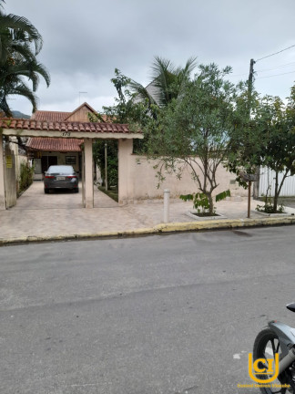 Imagem Casa com 3 Quartos à Venda, 220 m² em Perequê Açu - Ubatuba