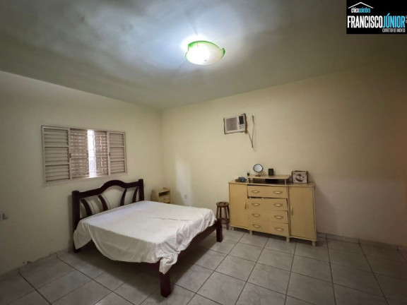 Imagem Casa com 3 Quartos à Venda, 369 m² em Residencial Sonho Dourado - Goiânia Imagem Casa com 3 Quartos à Venda, 369 m² em Residencial Sonho Dourado - Goiânia
