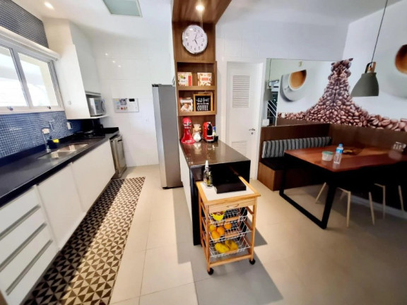 Imagem Casa com 3 Quartos à Venda, 338 m² em Chácara Monte Alegre - São Paulo Imagem Casa com 3 Quartos à Venda, 338 m² em Chácara Monte Alegre - São Paulo