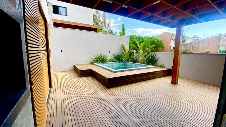 Imagem Casa com 3 Quartos à Venda, 149 m² em Jardim Panorâmico - Garopaba