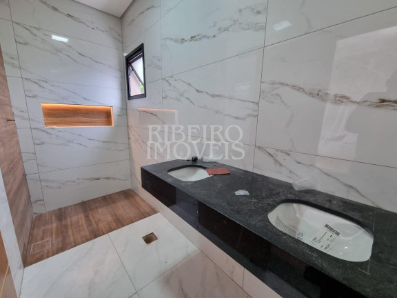 Imagem Casa com 3 Quartos à Venda, em Centro - Cajamar Imagem Casa com 3 Quartos à Venda, em Centro - Cajamar