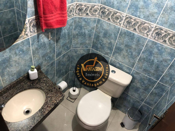 Imagem Sobrado com 3 Quartos à Venda, 131 m² em Hauer - Curitiba