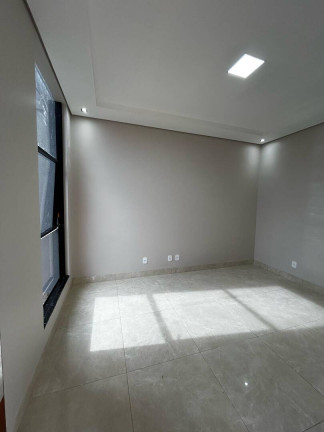 Imagem Casa com 3 Quartos à Venda, em Buritis - Tangará Da Serra Imagem Casa com 3 Quartos à Venda, em Buritis - Tangará Da Serra